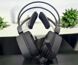  Headphone Gaming TZ2206 Led RGB (Jack cắm USB 7.1,Xoay 360 độ,phần đệm giữa)