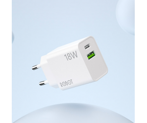 Cóc sạc nhanh ROBOT RT-F2 White Chính hãng (1 cổng USB, 1 cổng TYPE-C, QC3.0, 18W) 